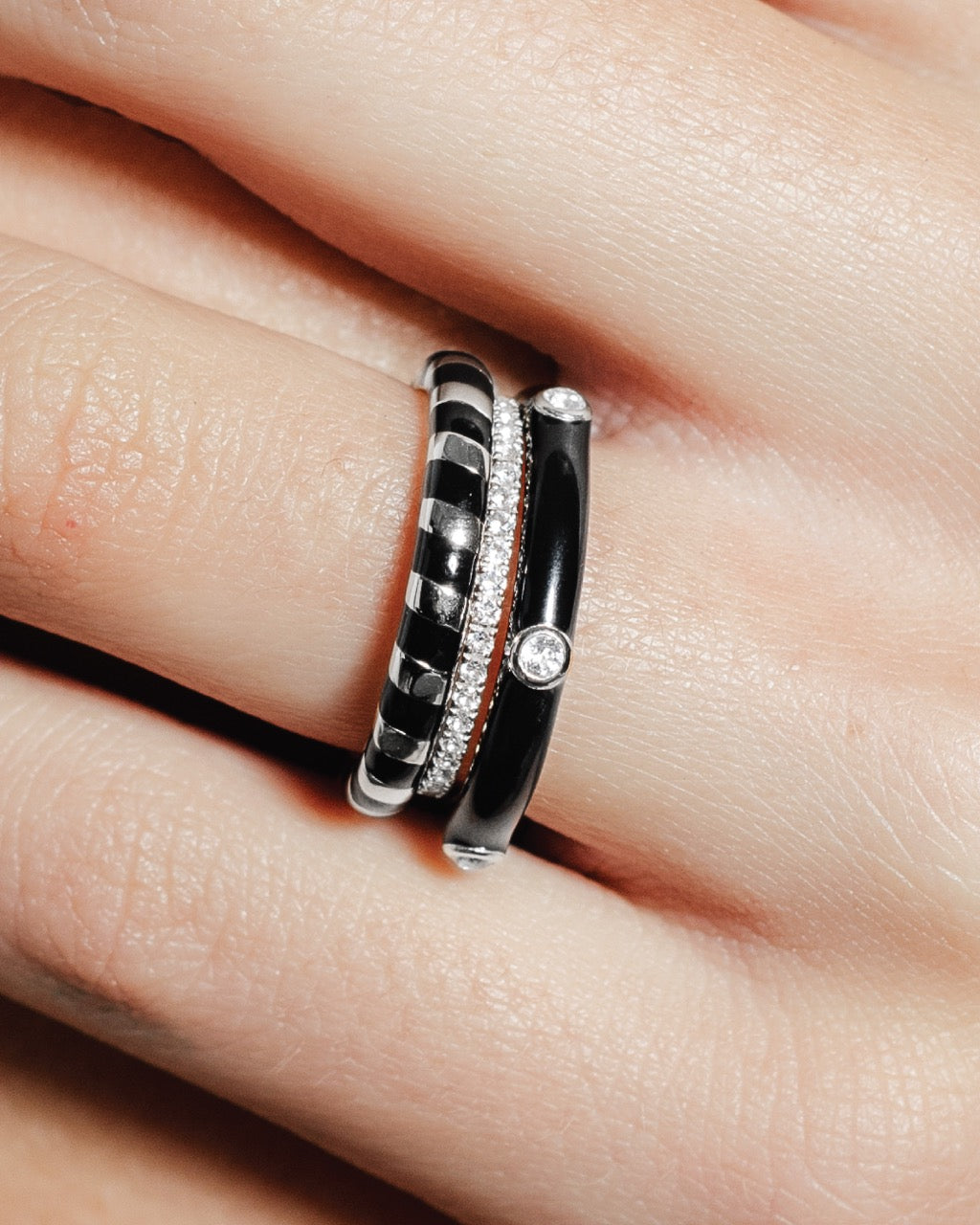 heroyne Inspiration Emotion Ring Joy Emotion Ring Eternity Ring 925 Sterling Silver Black Enamel White Topaz Gemstones