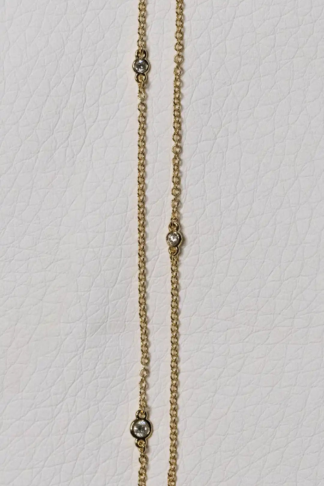 Essential Diamantkette mit 5 Diamanten
