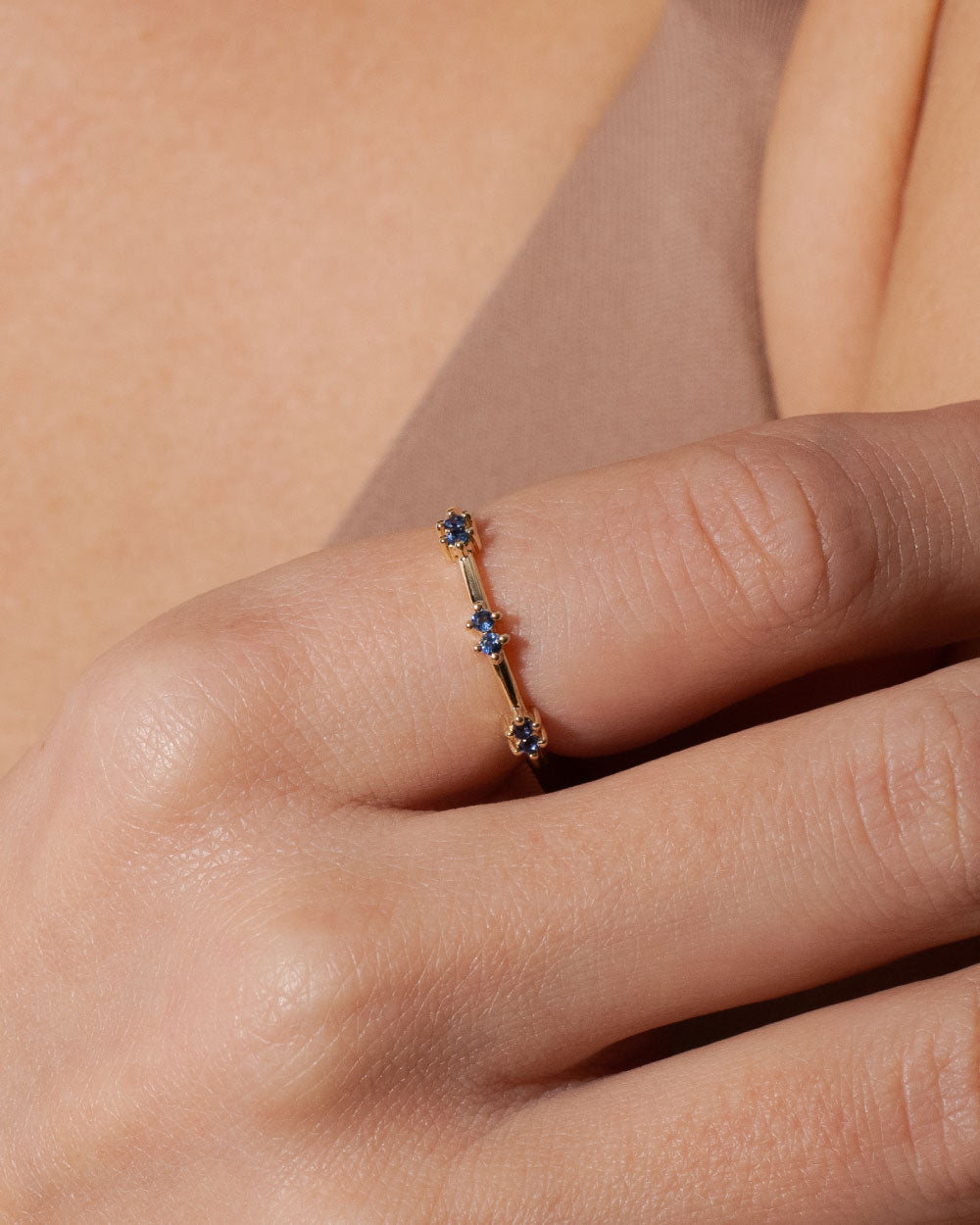 heroyne Anna Blue Sapphire Ring 9k Solid Gold 1
