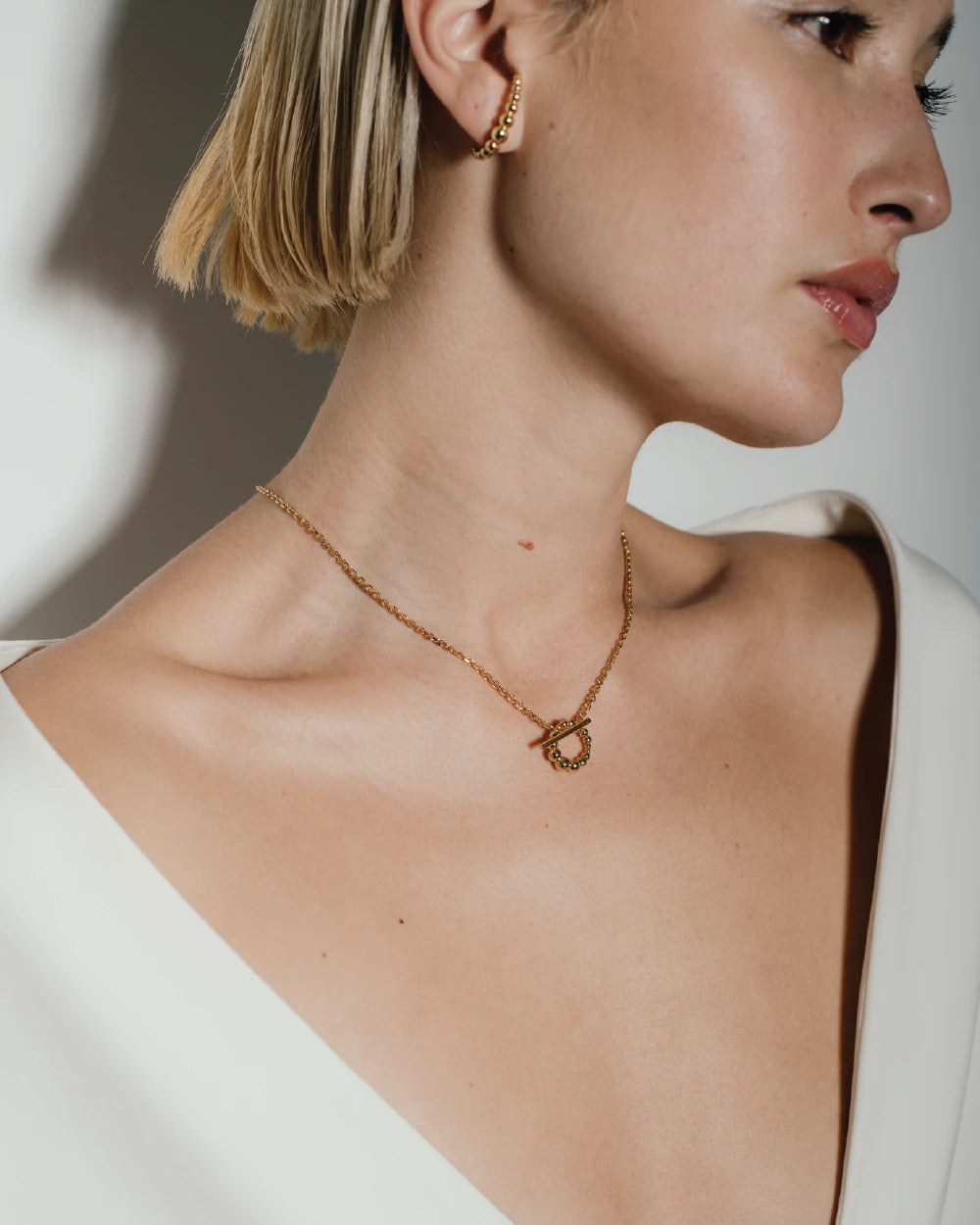heroyne Big Julia Toggle Necklace 14 karat Gold Vermeil 2