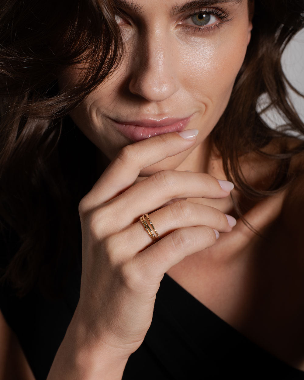 heroyne Diamond Dot Ring 9k Solid Gold 2