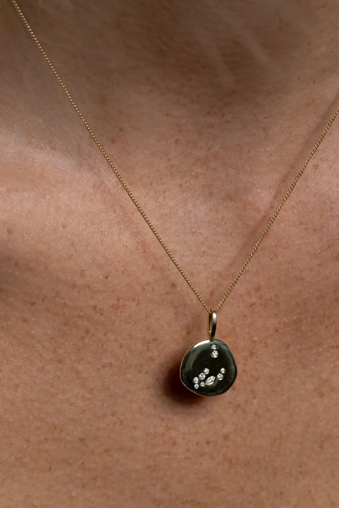 Capricorn - Zodiac Diamond Necklace - heroyne