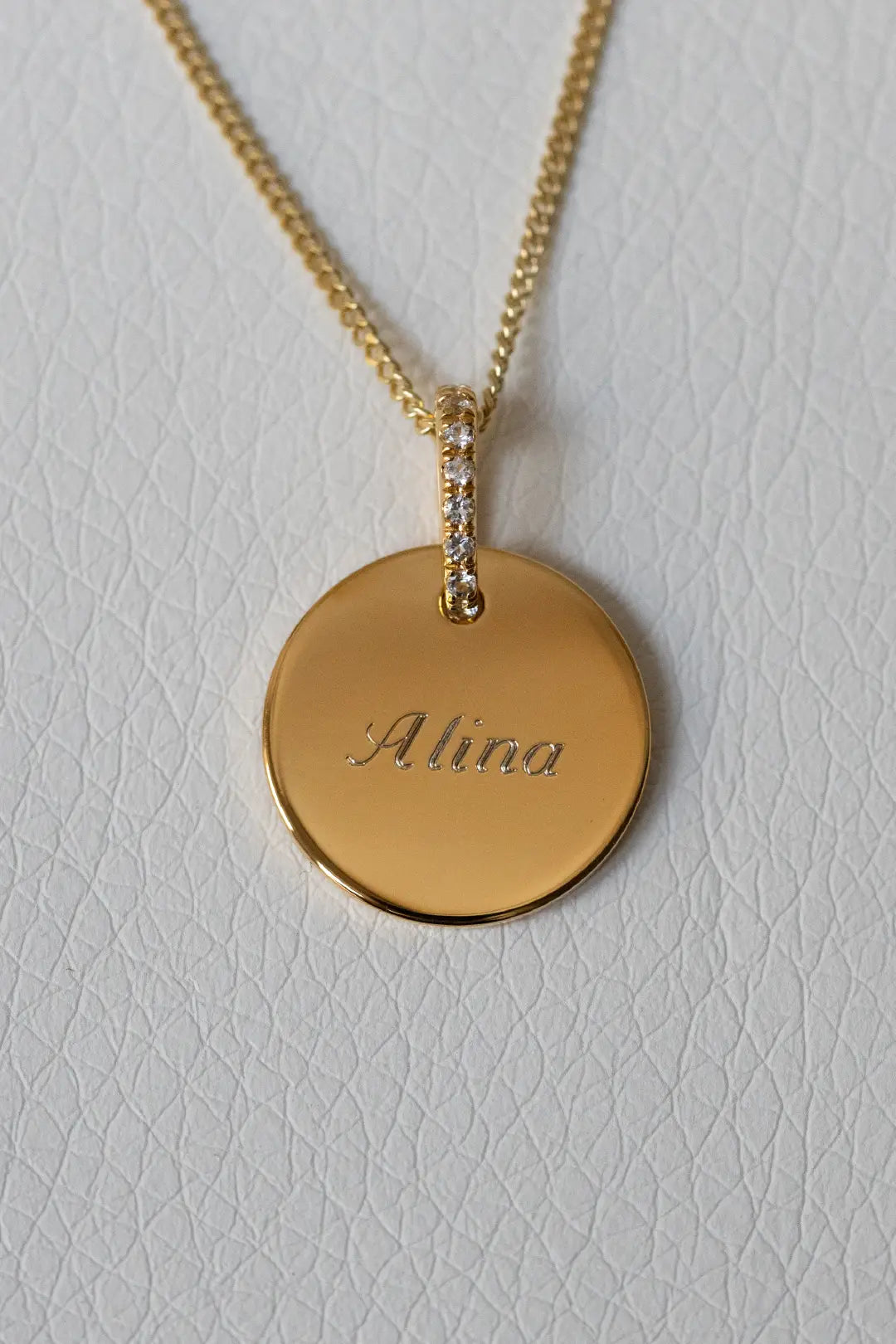 Engravable Disc Necklace - heroyne