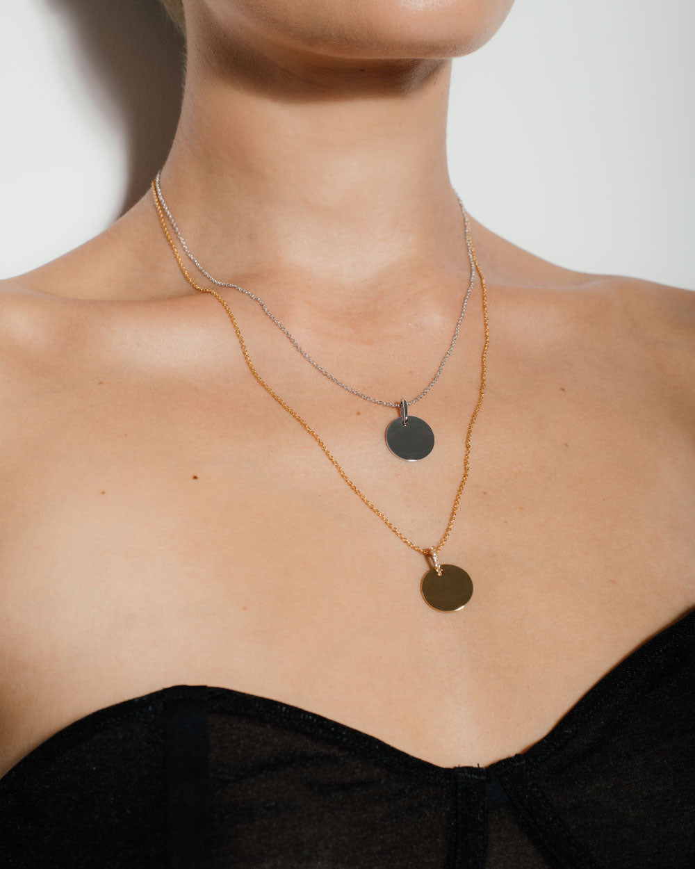 heroyne Engravable Topaz Disc Necklace 18k Gold Vermeil Customizable Disc Pendant 925 Sterling Silver 3