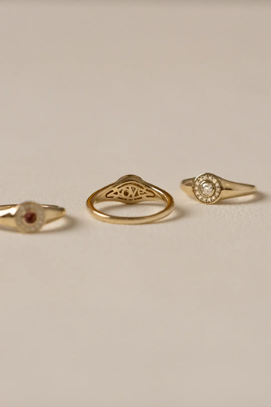 Round Love Diamond Signet Ring - heroyne