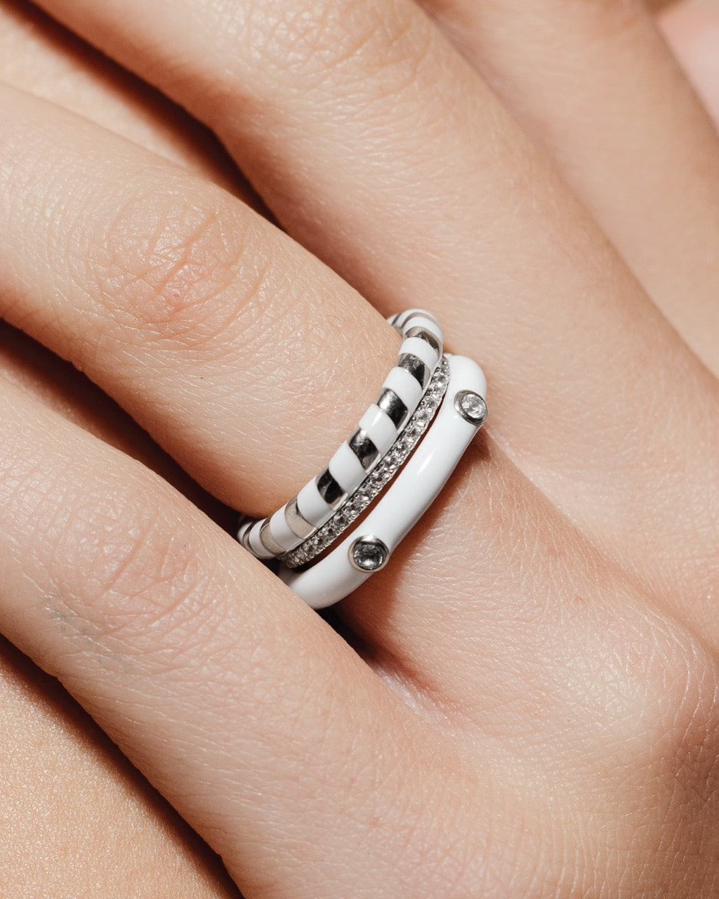 heroyne Inspiration Emotion Ring Joy Emotion Ring Eternity Ring 925 Sterling Silver White Enamel White Topaz Gemstones