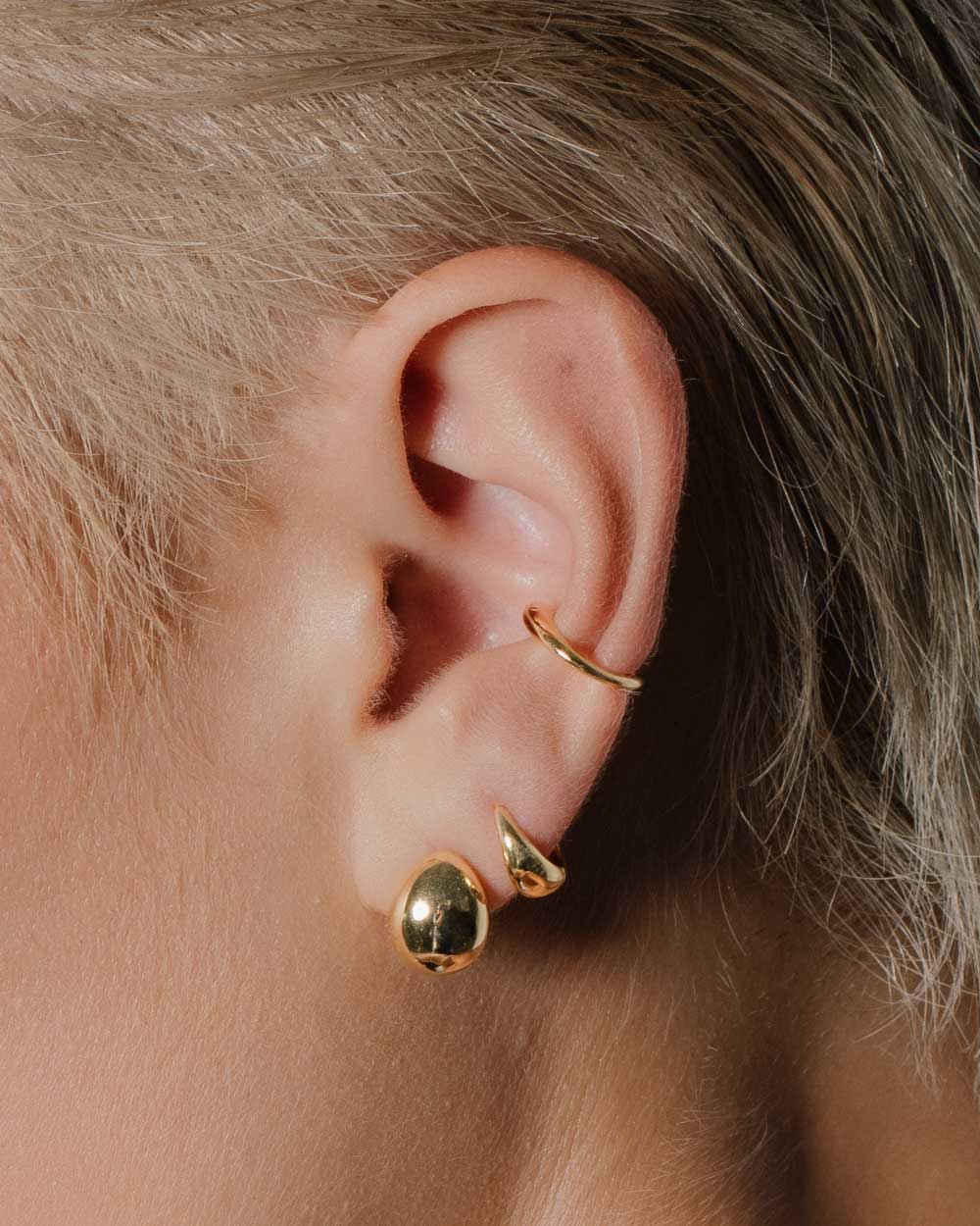 heroyne Oval Dome Earrings Dome Huggies Dome Earcuff 18k Gold Vermeil 1