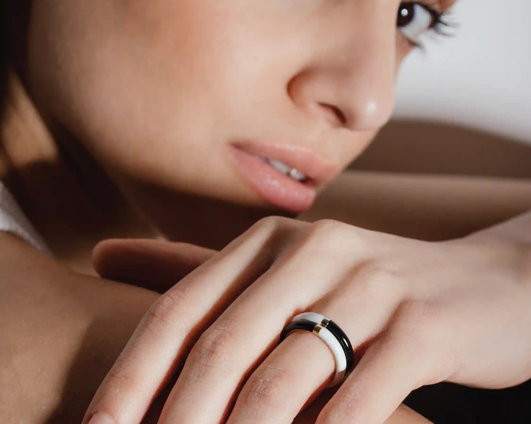 heroyne - This or That Emotion Ring - 14k Gold Vermeil - Enamel - Size 52 - eye-catcher gold ring - japanese design