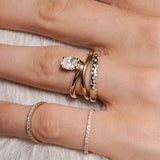 Curved Illusion Solitaire Oval Diamond Ring 1.0 ct